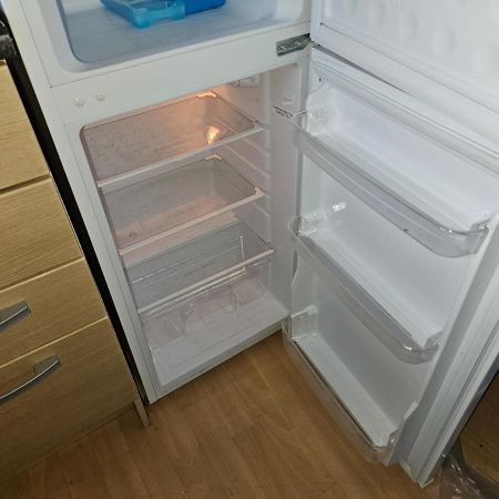 6 Berth Pet Friendly Caravan On Sandy Glade Berrow Exteriör bild